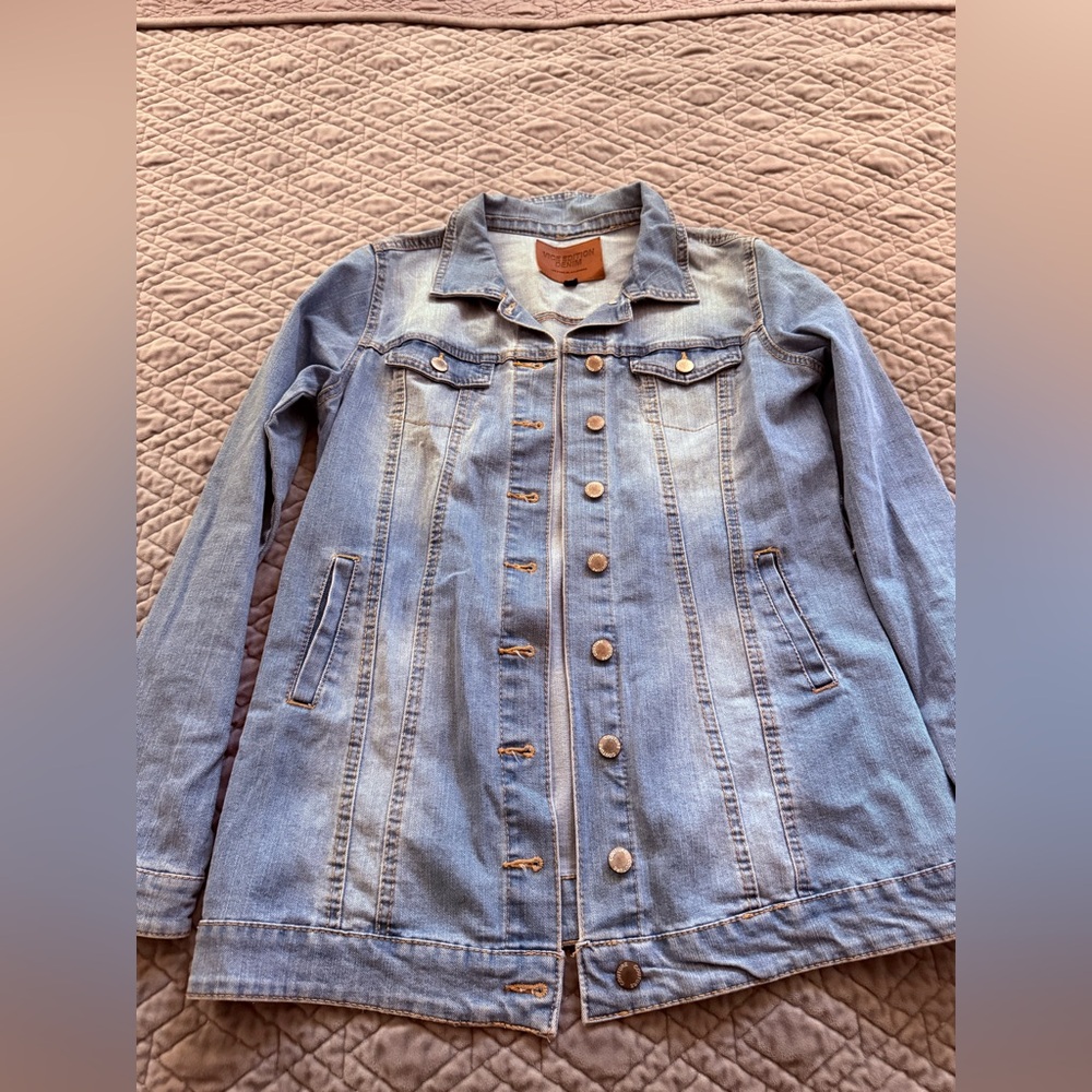 Women's Denim Jacket